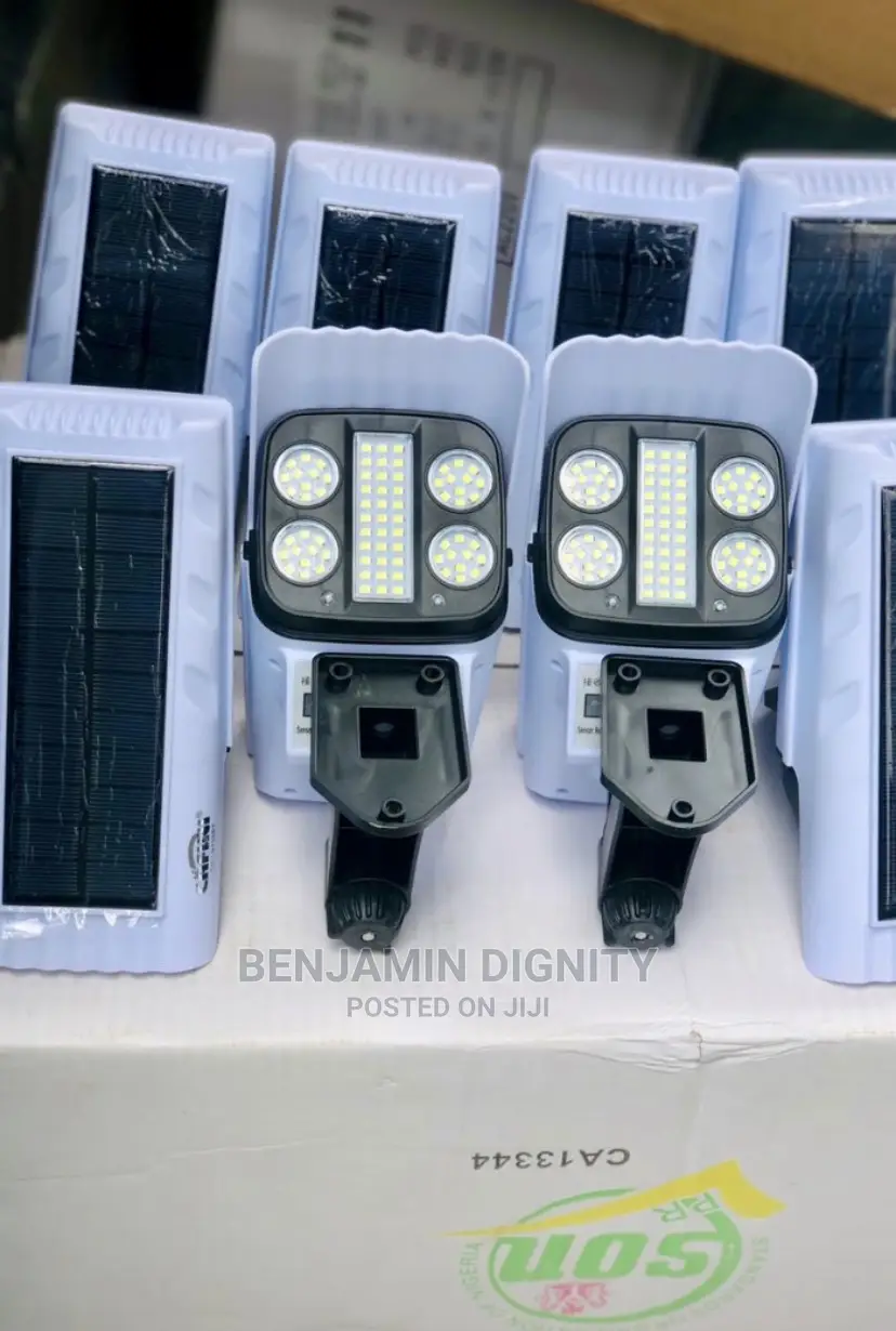 High Quality CCTV Camera  Shape Solar Outdoor Lamp 