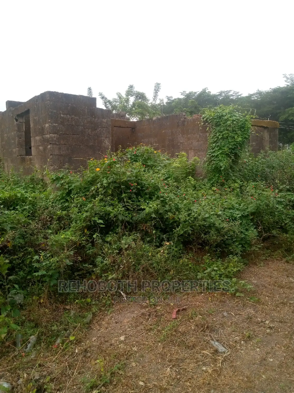 4bdrm Bungalow in Abeese, Ibadan for Sale