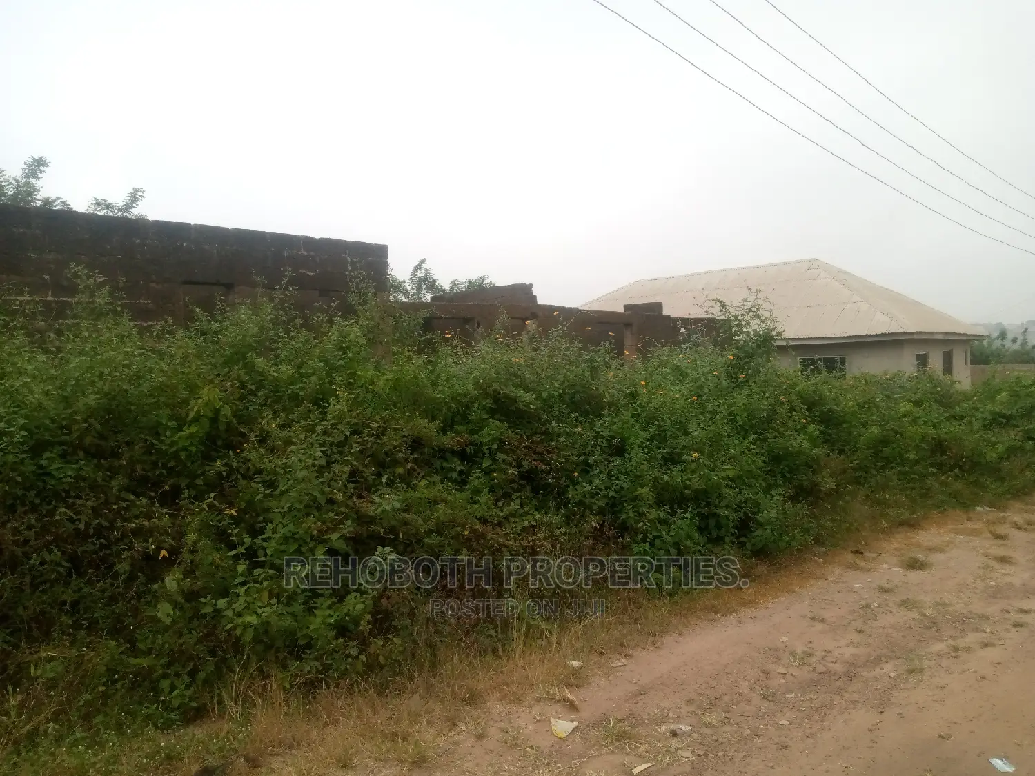 4bdrm Bungalow in Abeese, Ibadan for Sale