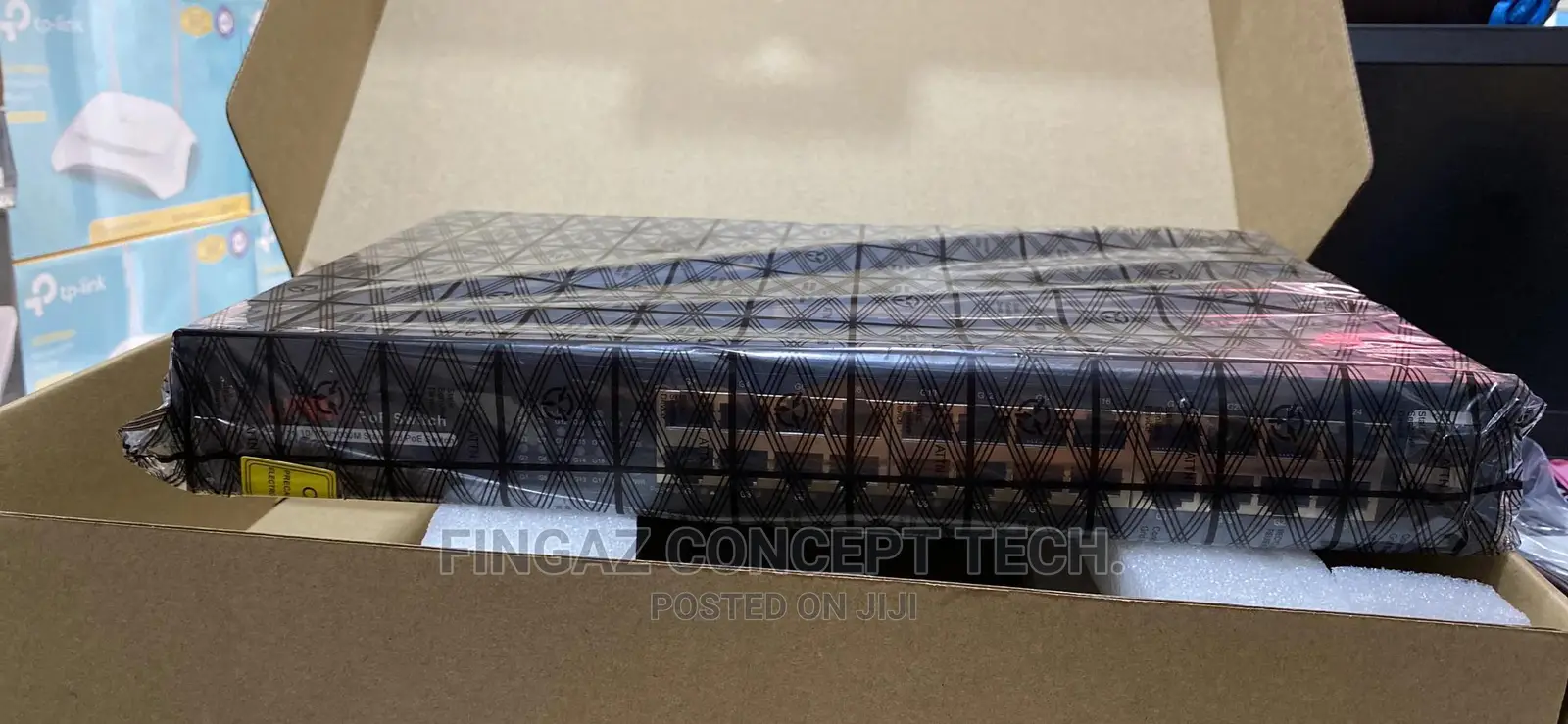 Onv 26 Port Gigabit Poe Switch 24 Poe +2 SFP Gigabit Uplinks