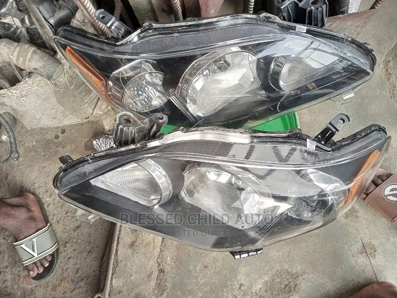 Headlamp Toyota Corolla 2012 Spot
