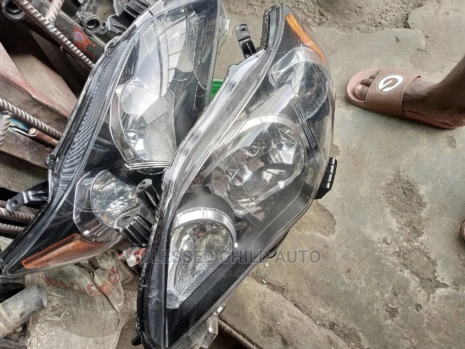 Headlamp Toyota Corolla 2012 Spot