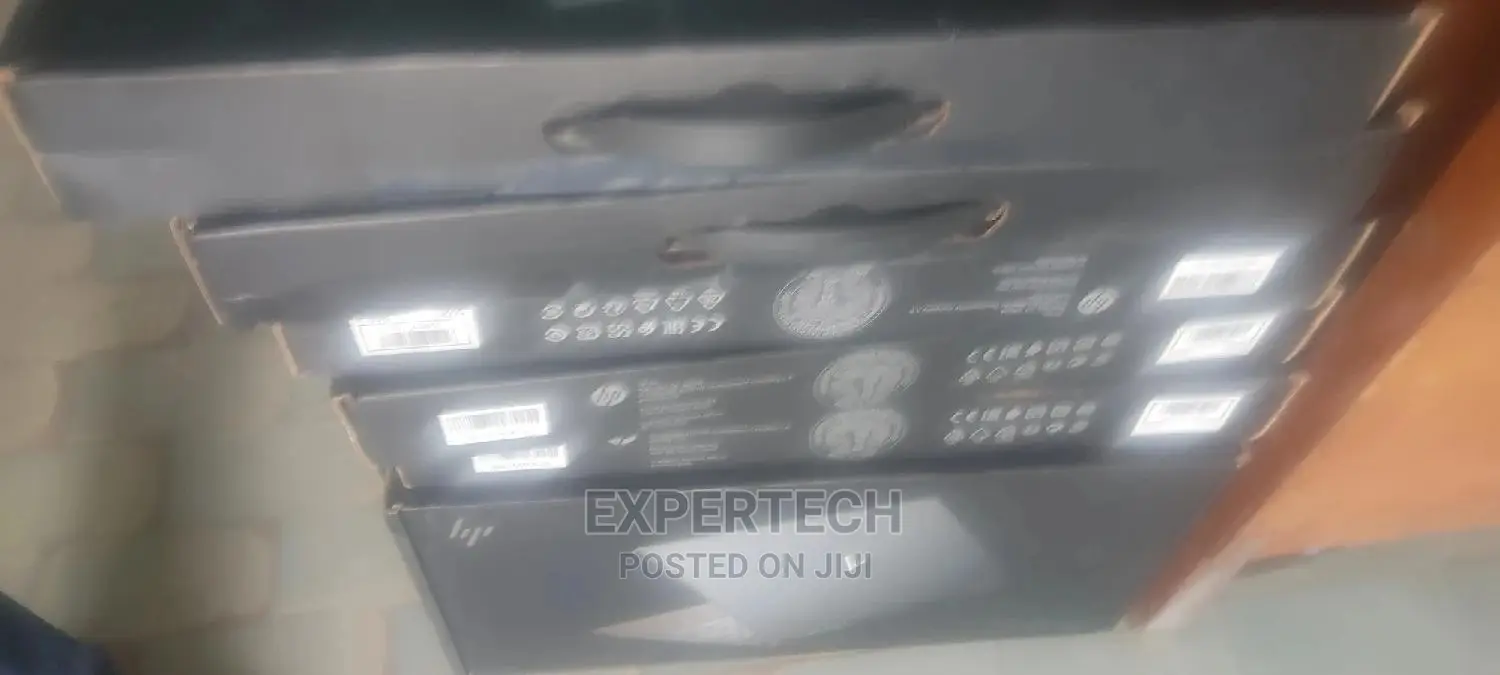 New Laptop HP Envy X360 8GB Intel Core i5 SSD 512GB