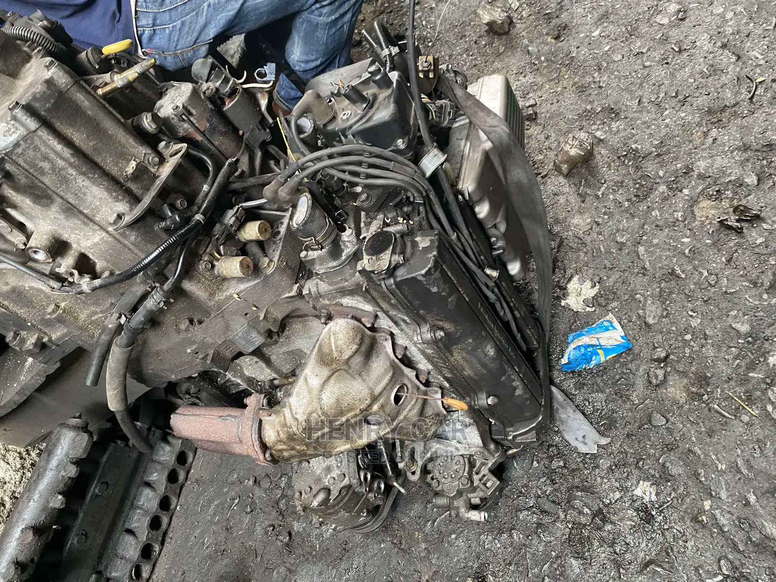 Complete Honda Engine and Gearbox (Crv 98) Direct Japan!!