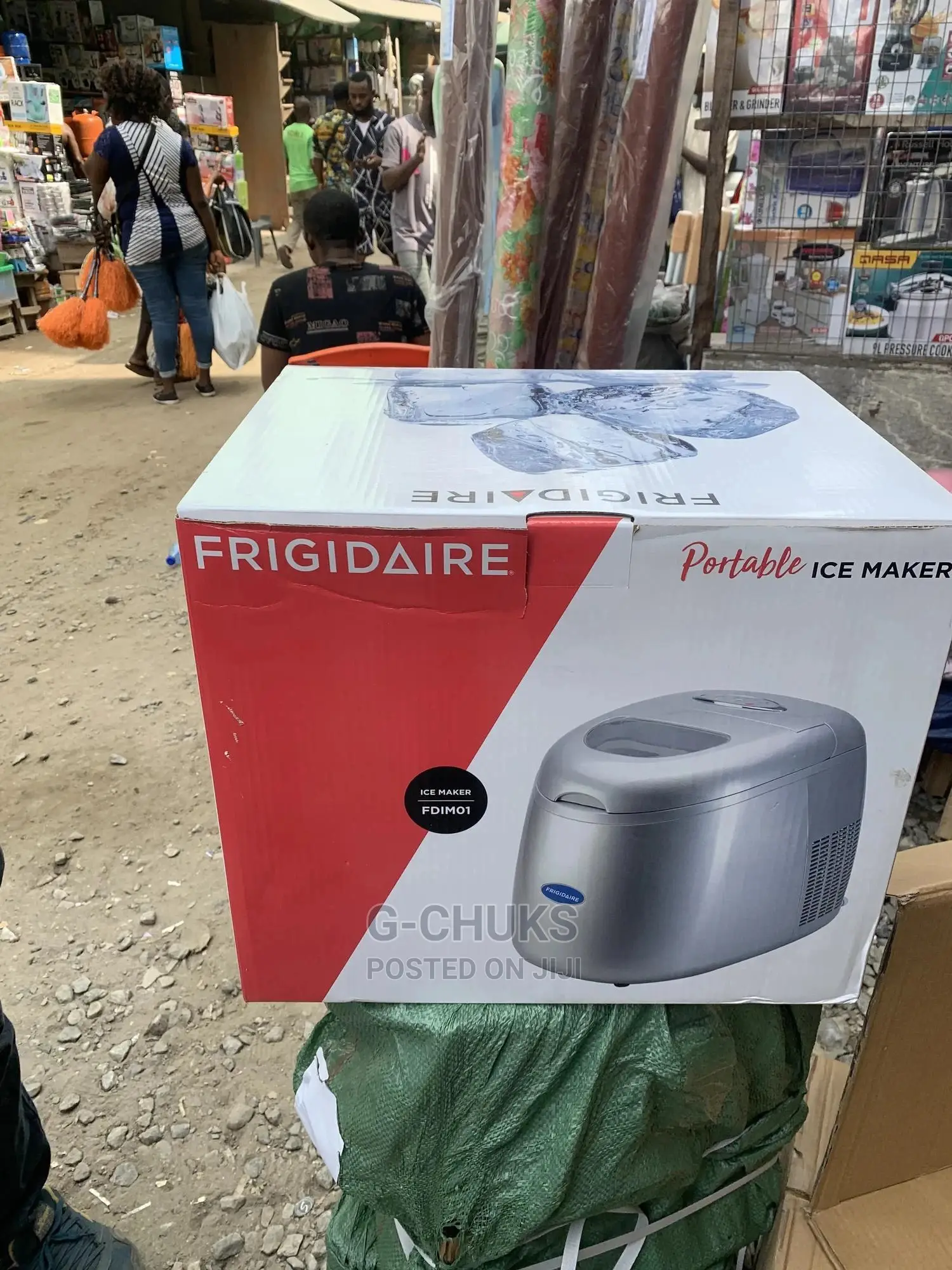 Frigidaire Ice Maker