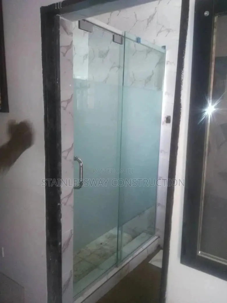 Led Shower Cubicle With 10mm Glass