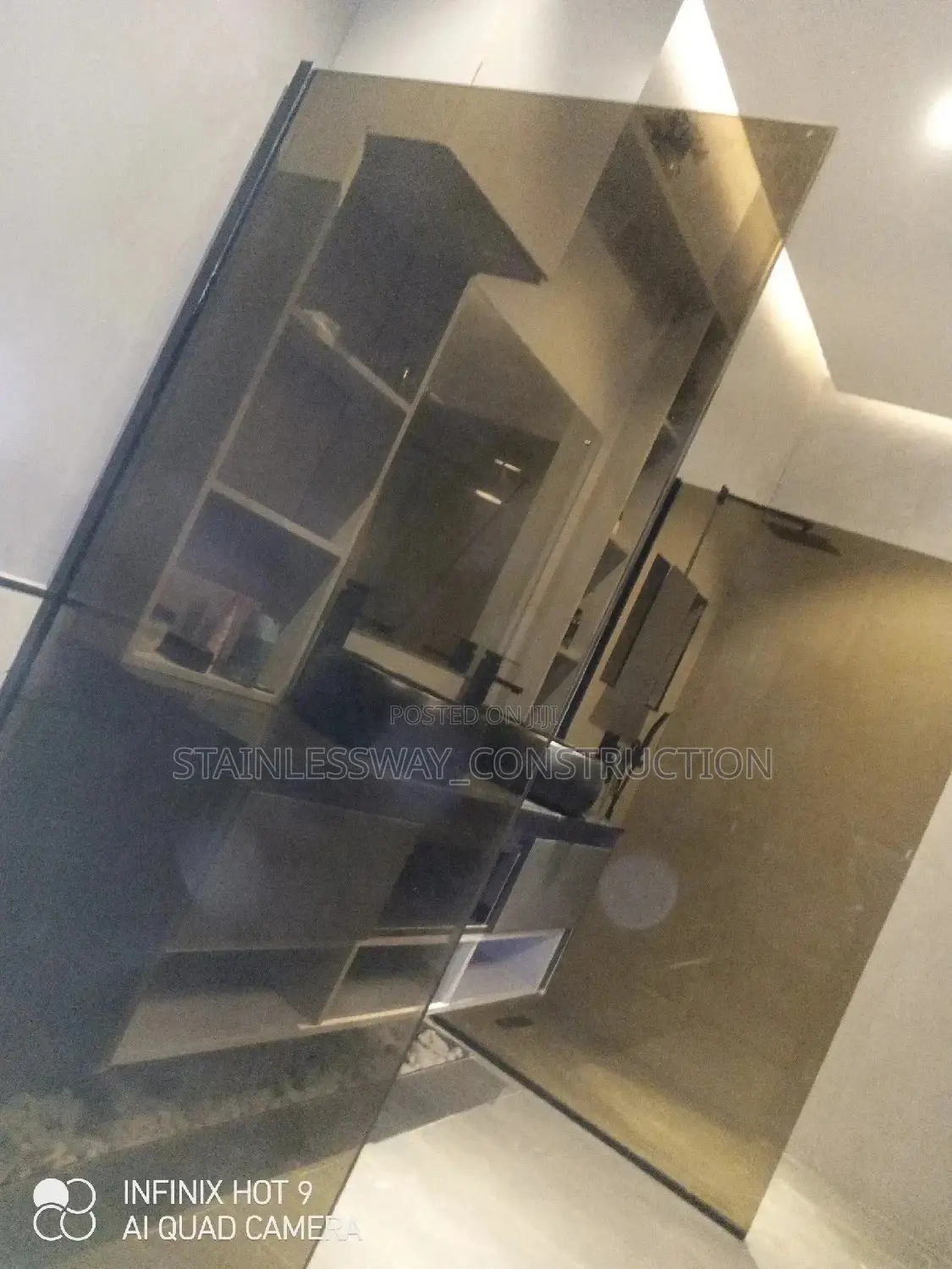 Tinted Shower Cubicle (10mm Plan Glass)