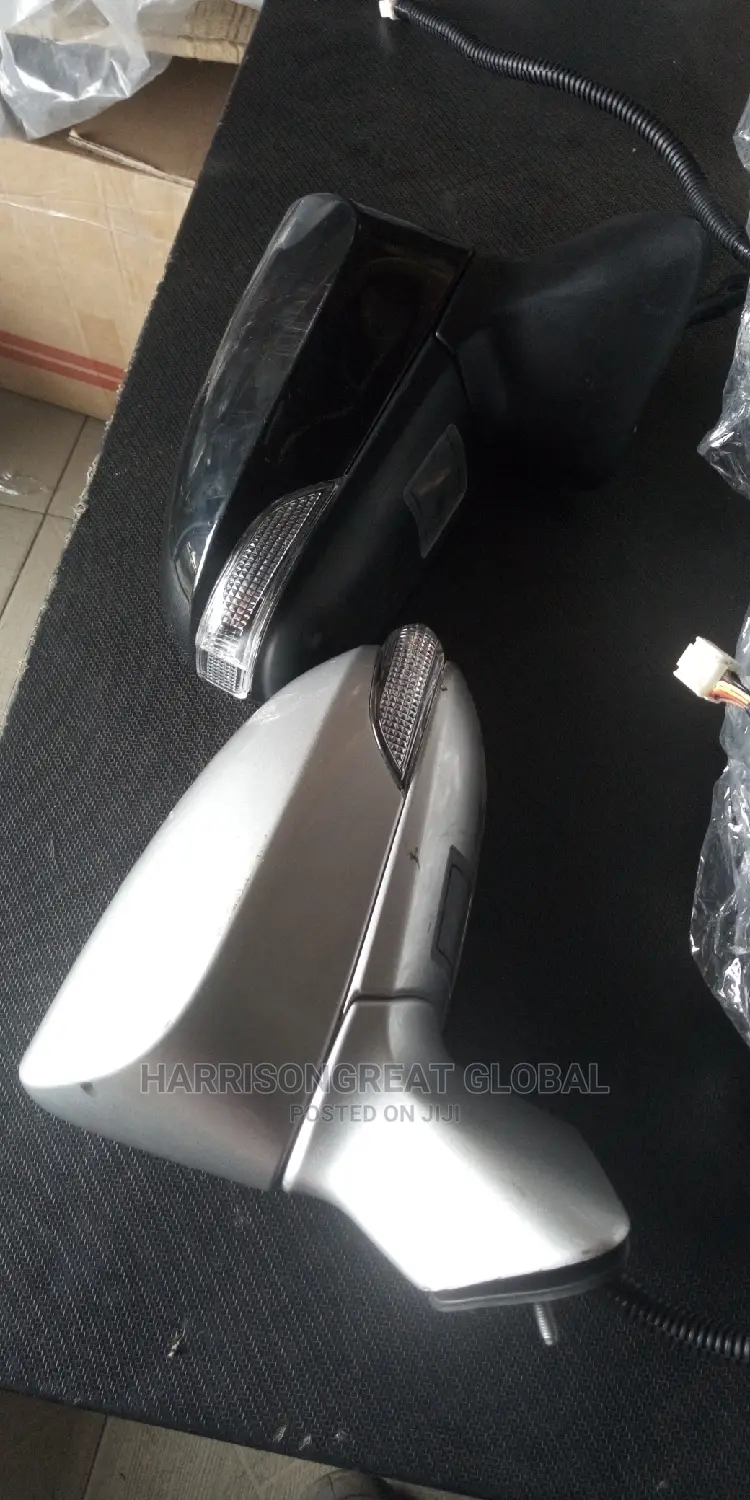 Side Mirrow for Toyota Venza 2015 Model