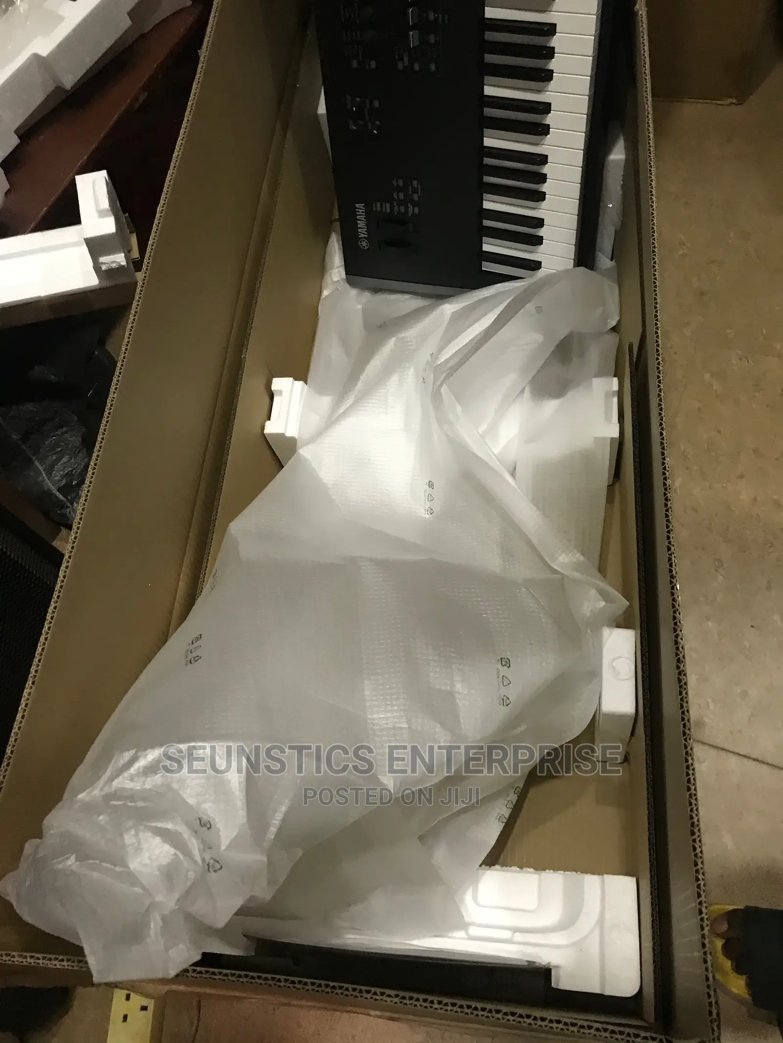 Yamaha Modx8 Keyboard