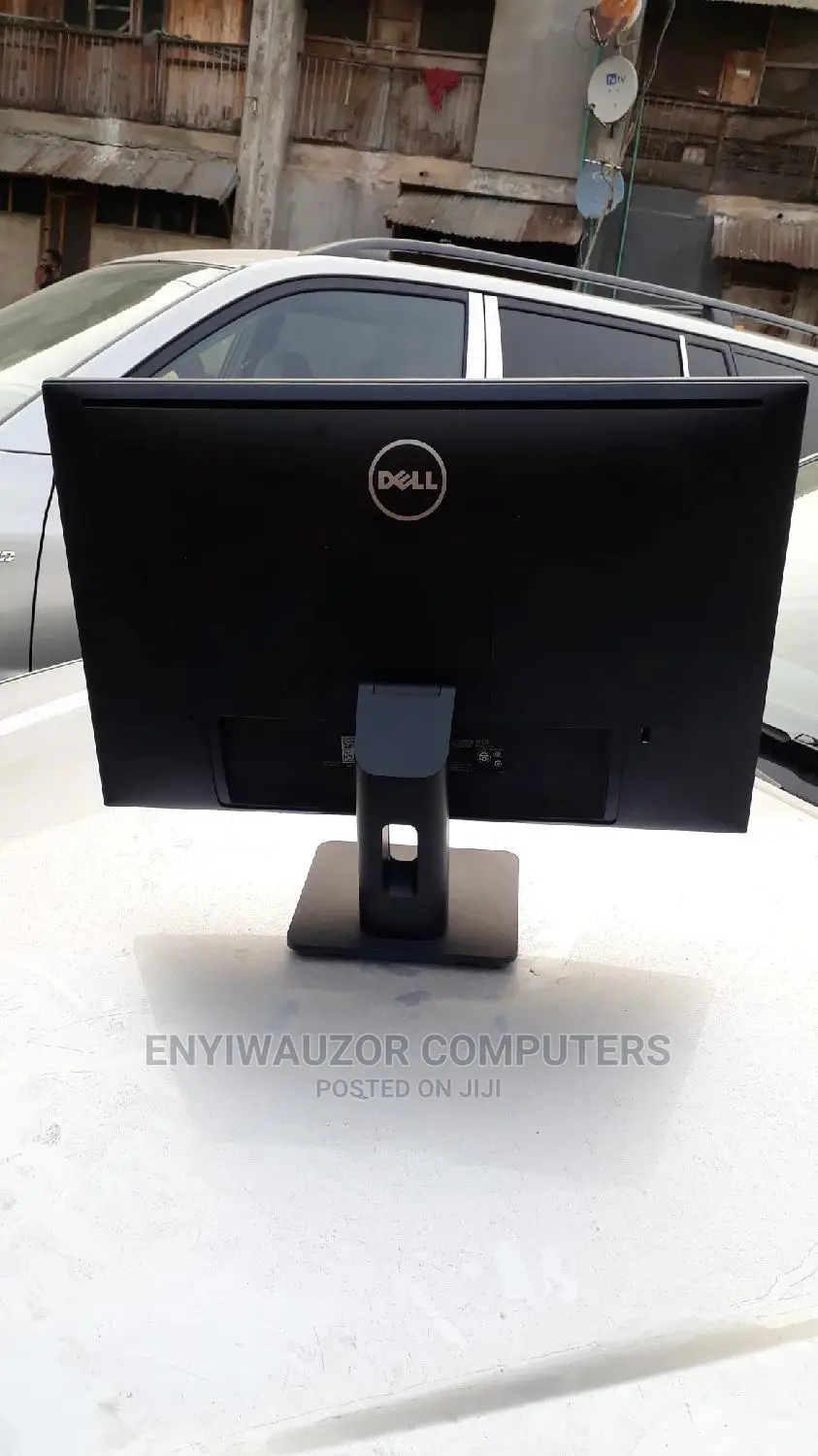 Dell Flameless Monitor