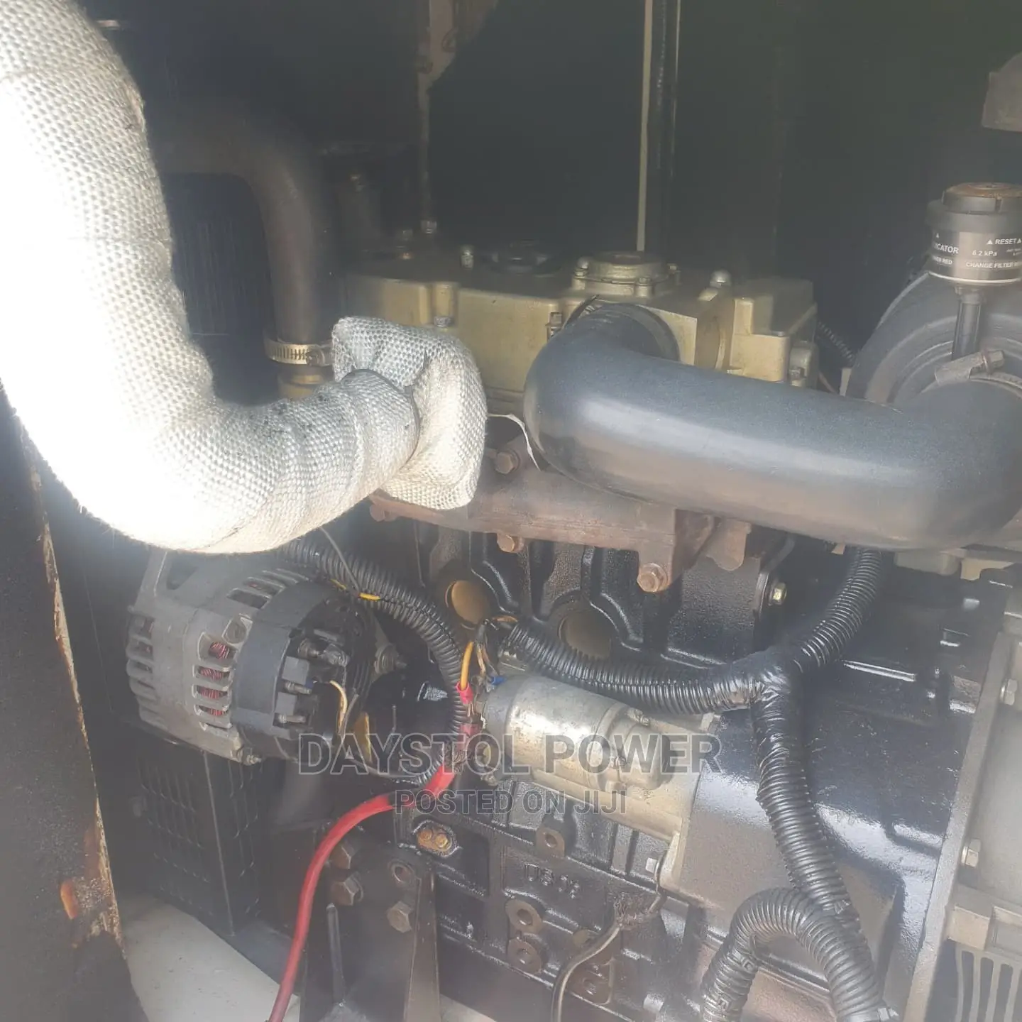Neat 15kva Uk Perkins Jubaili Soundproof Diesel Generator