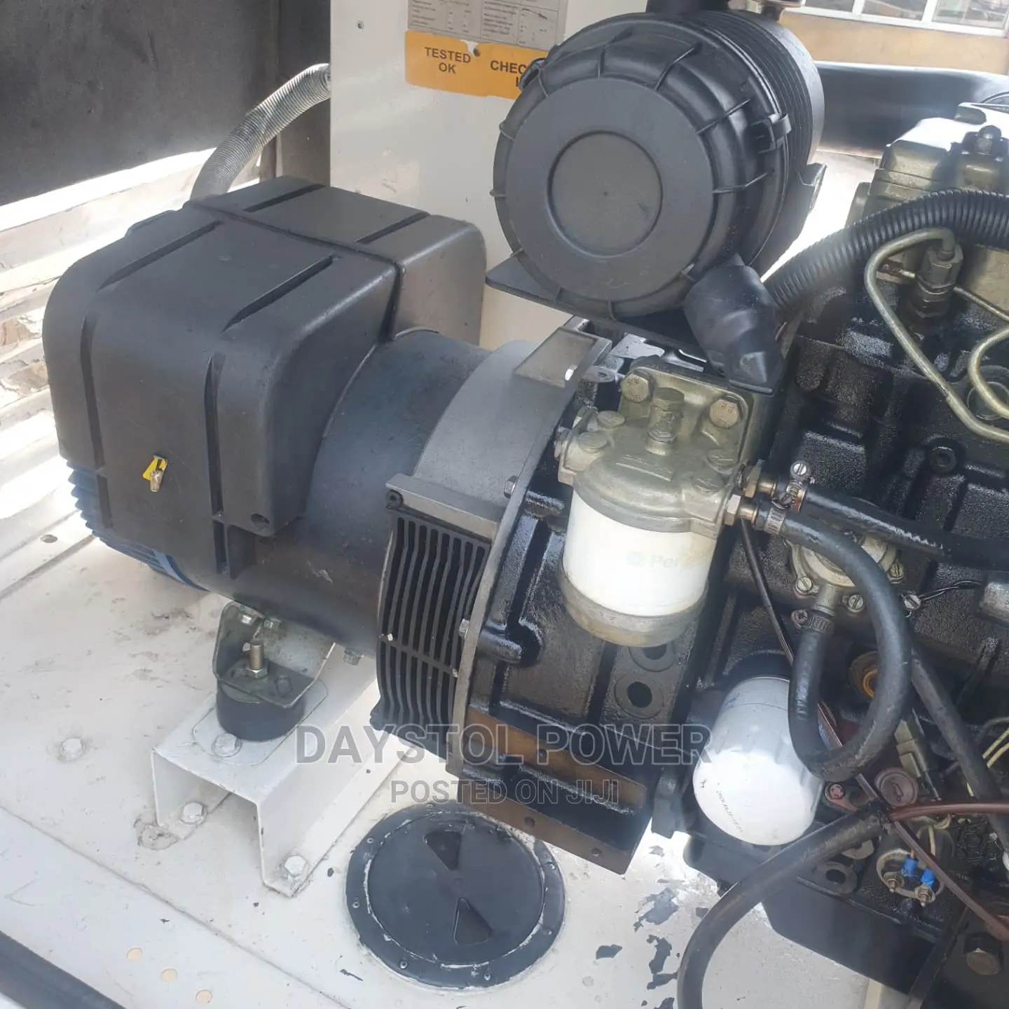 Neat 15kva Uk Perkins Jubaili Soundproof Diesel Generator