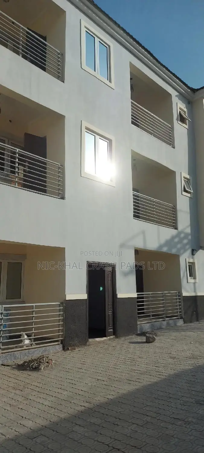 3bdrm Block of Flats in Jahi for Rent