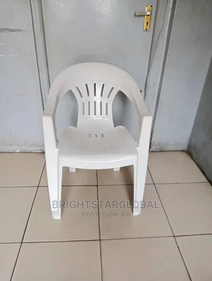 Plastice Chairs With Aim ( Wholesale Price)