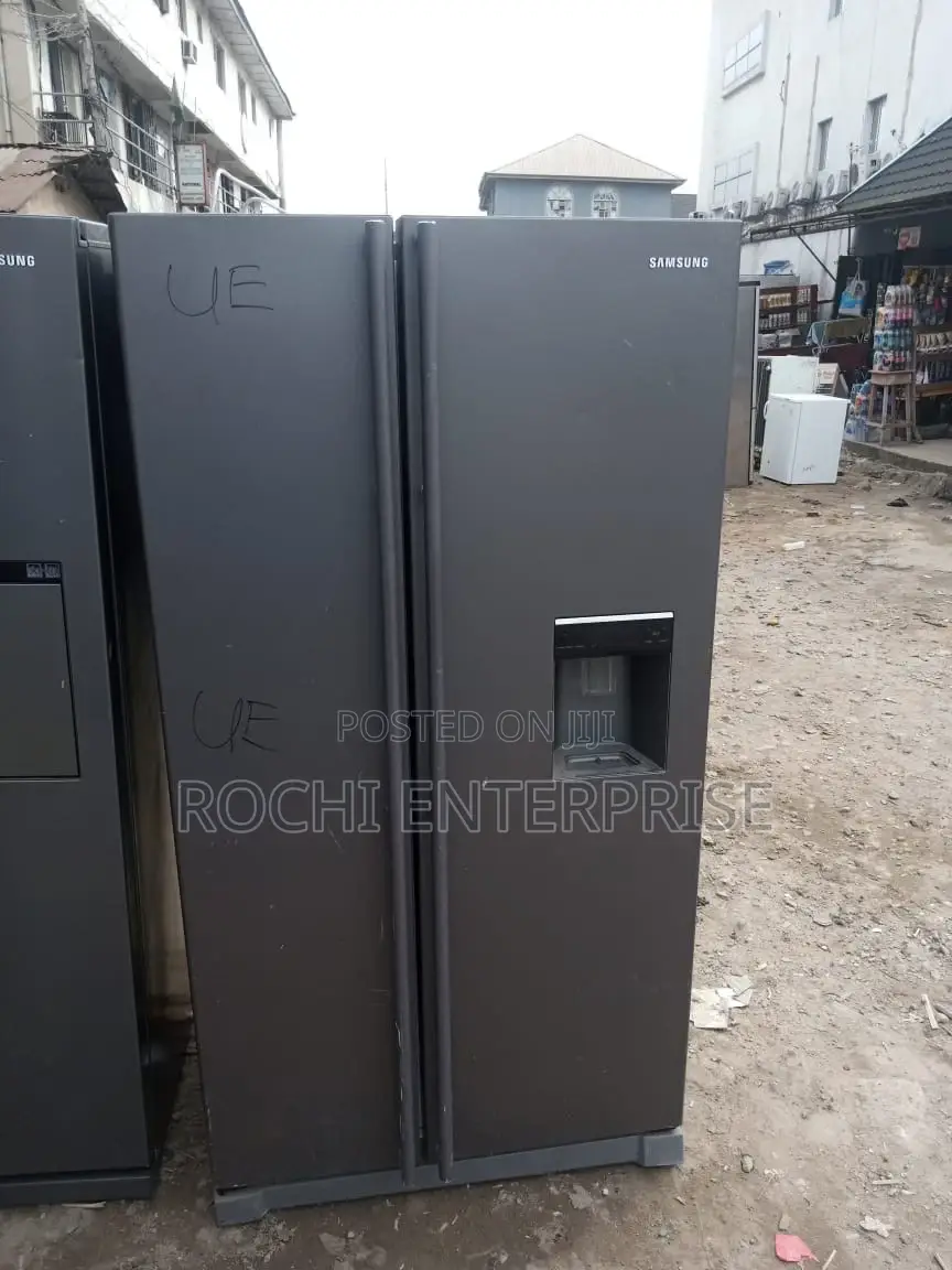 Bible Door Refrigerator With Dispenser