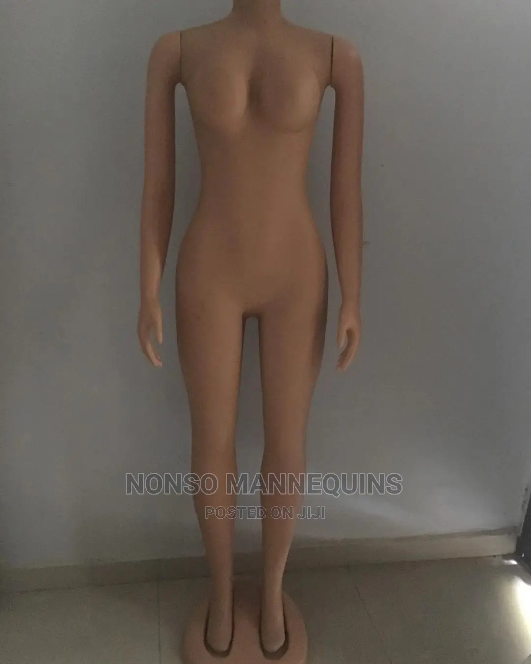 Size 10 Strong Plastic Headless Female MANNEQUIN