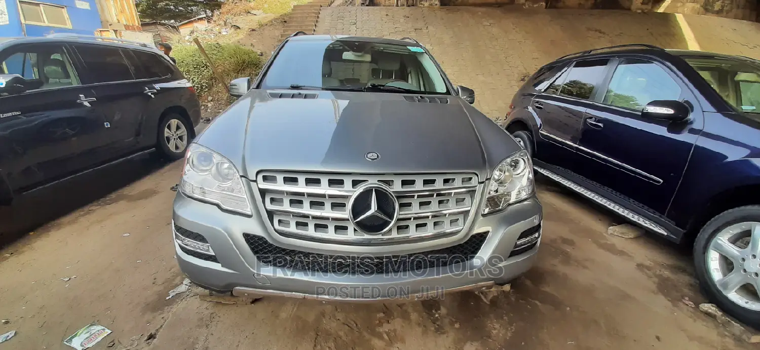 Mercedes-Benz M Class ML 350 4Matic 2011 Gray