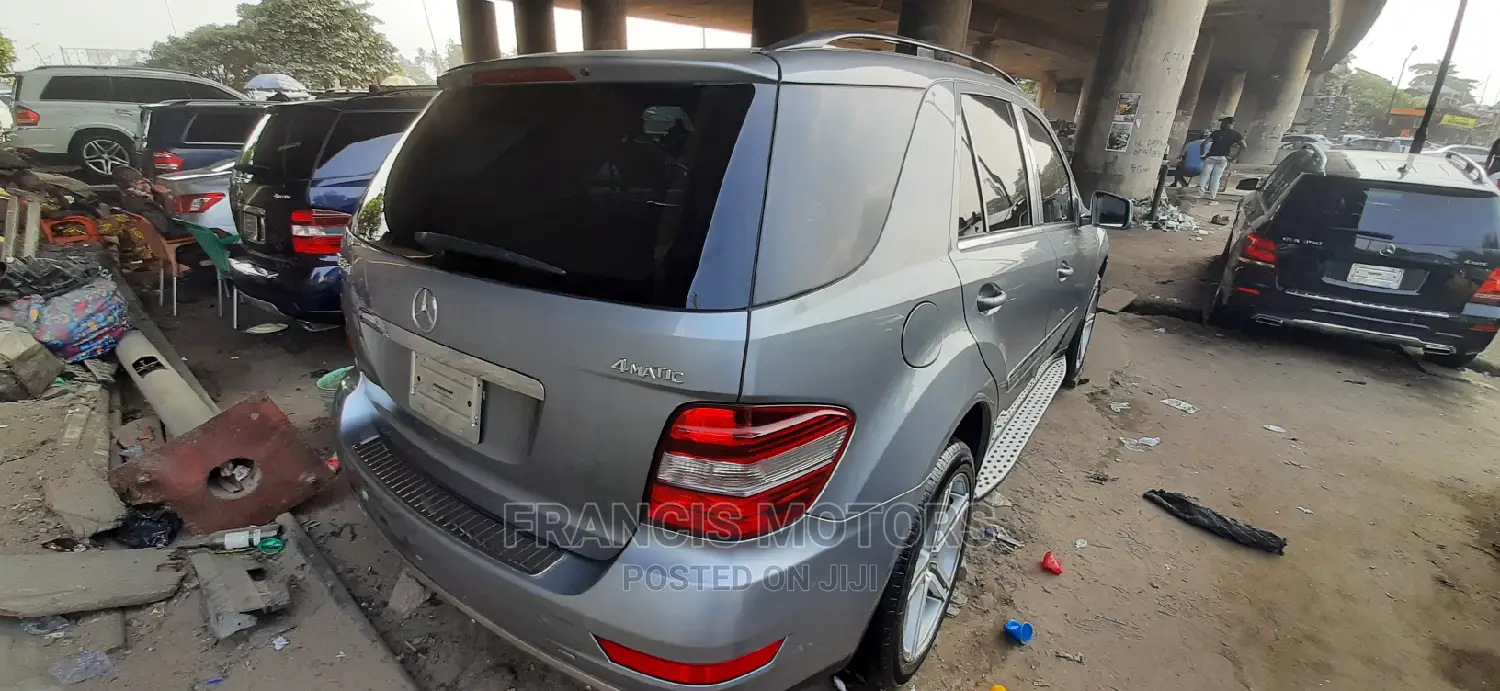 Mercedes-Benz M Class ML 350 4Matic 2011 Gray