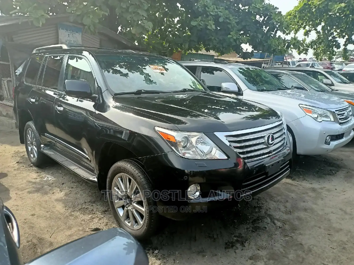 Lexus LX 570 2011 Black