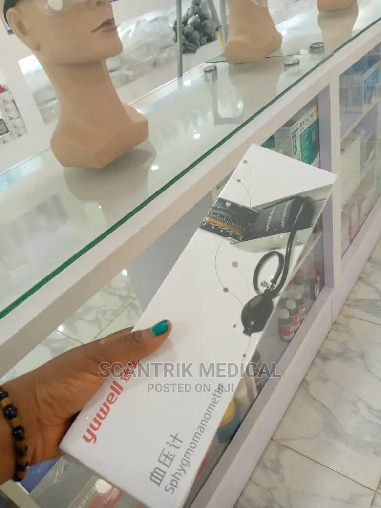 Low Price Mercury Sphygmomanometer