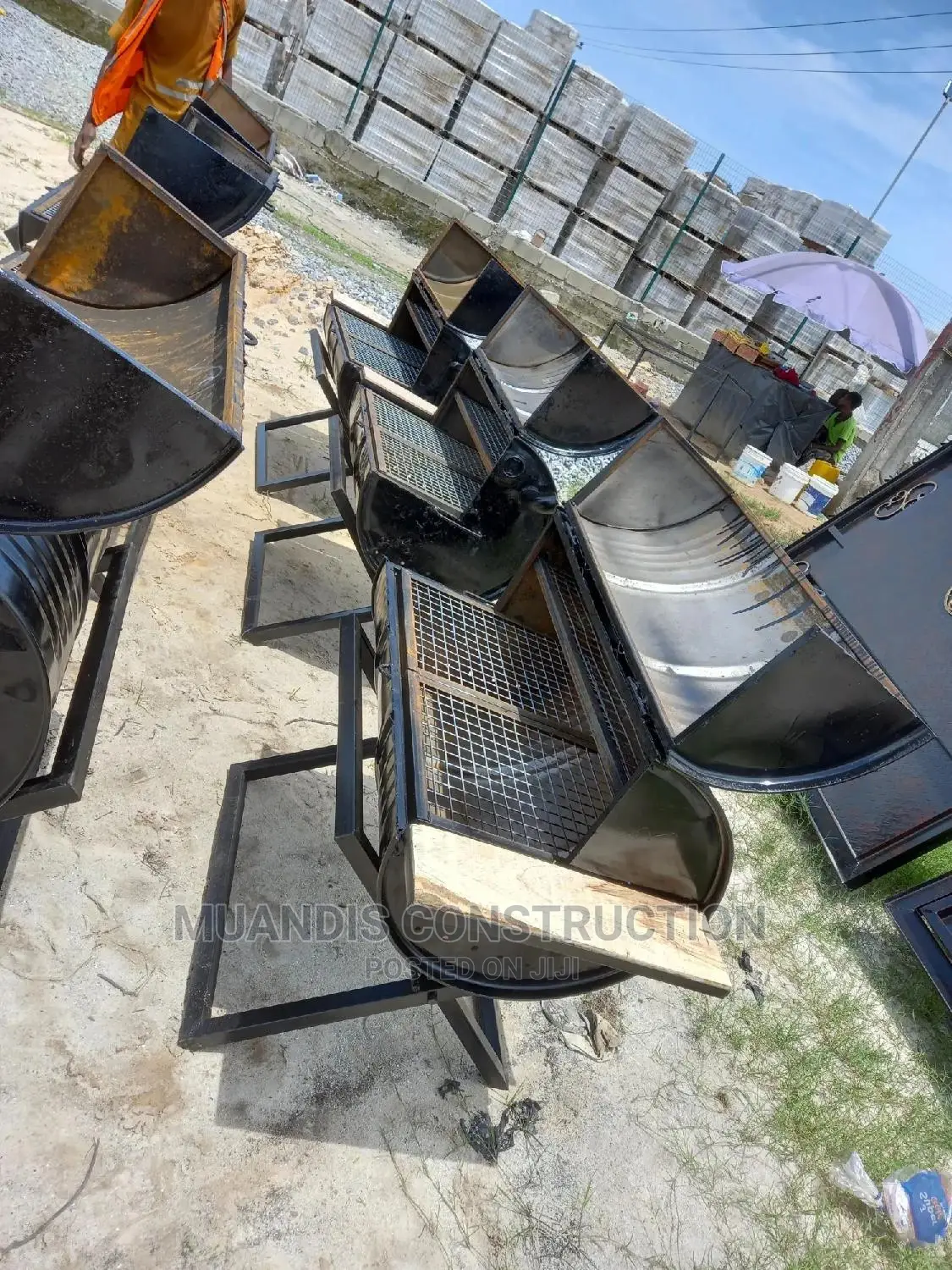 Quality Outdoor Charcoal Barbeque Grill With Oven