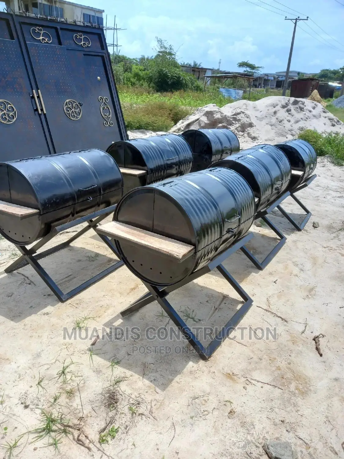 Quality Outdoor Charcoal Barbeque Grill With Oven