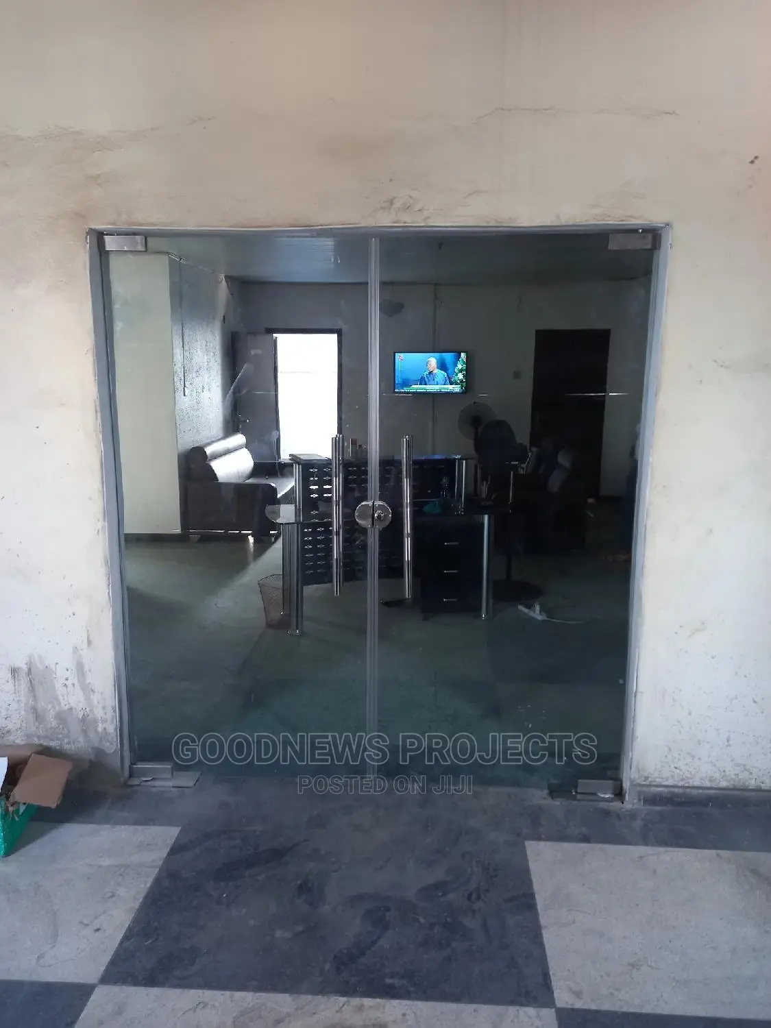 Frameless Tampered Glass Door