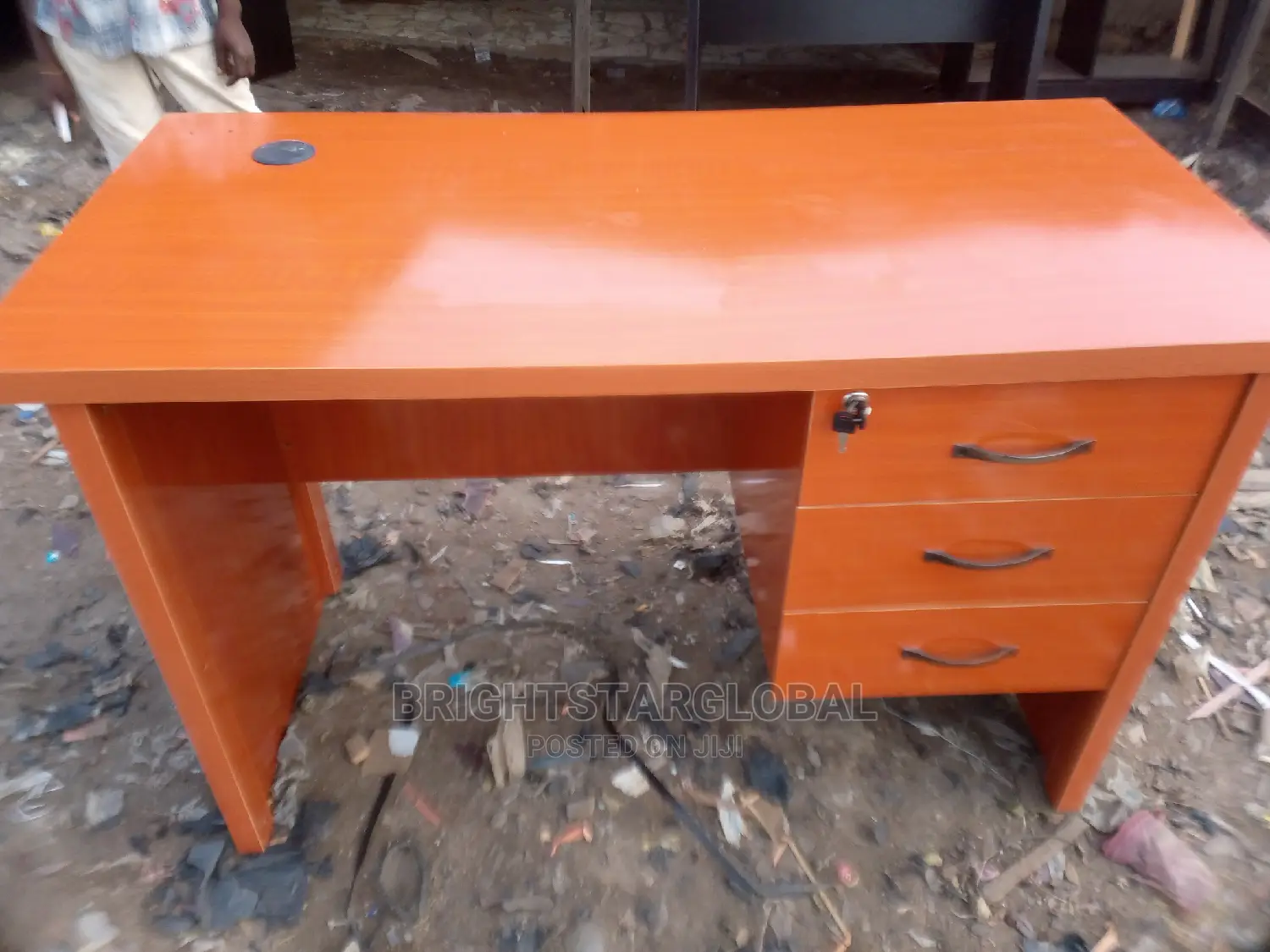 4fit Office Table (Very Strong)