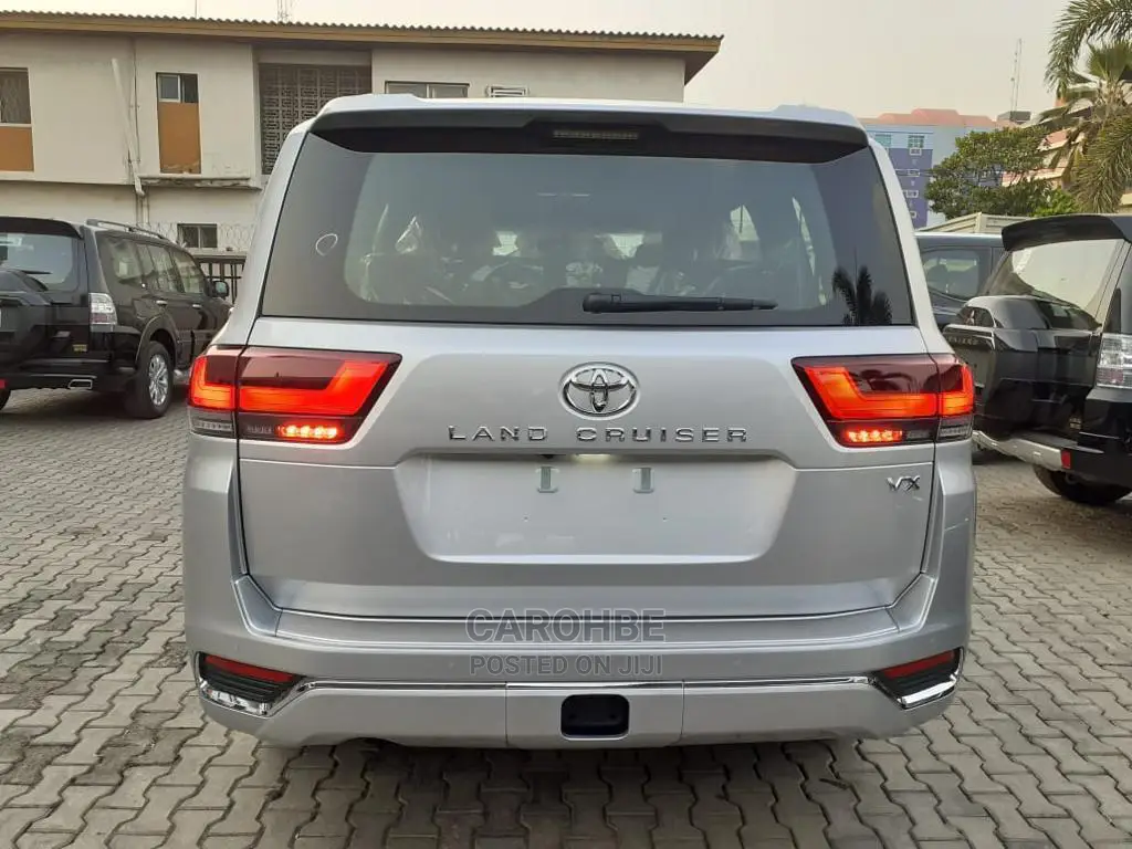 New Toyota Land Cruiser 2025 Silver