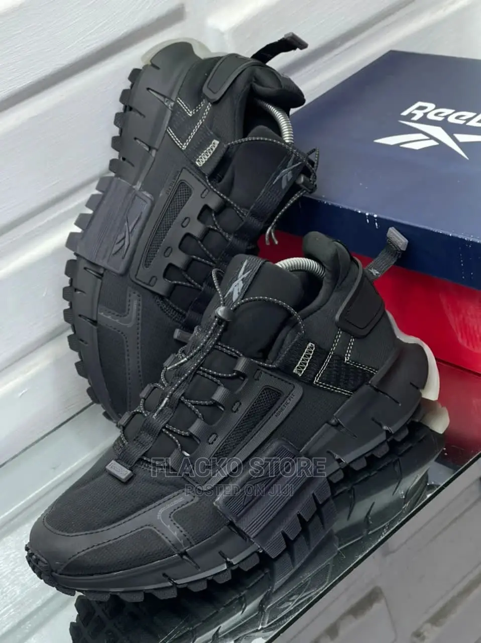 Original Reebok Zig Kinetica Edge Black Sneakers Available