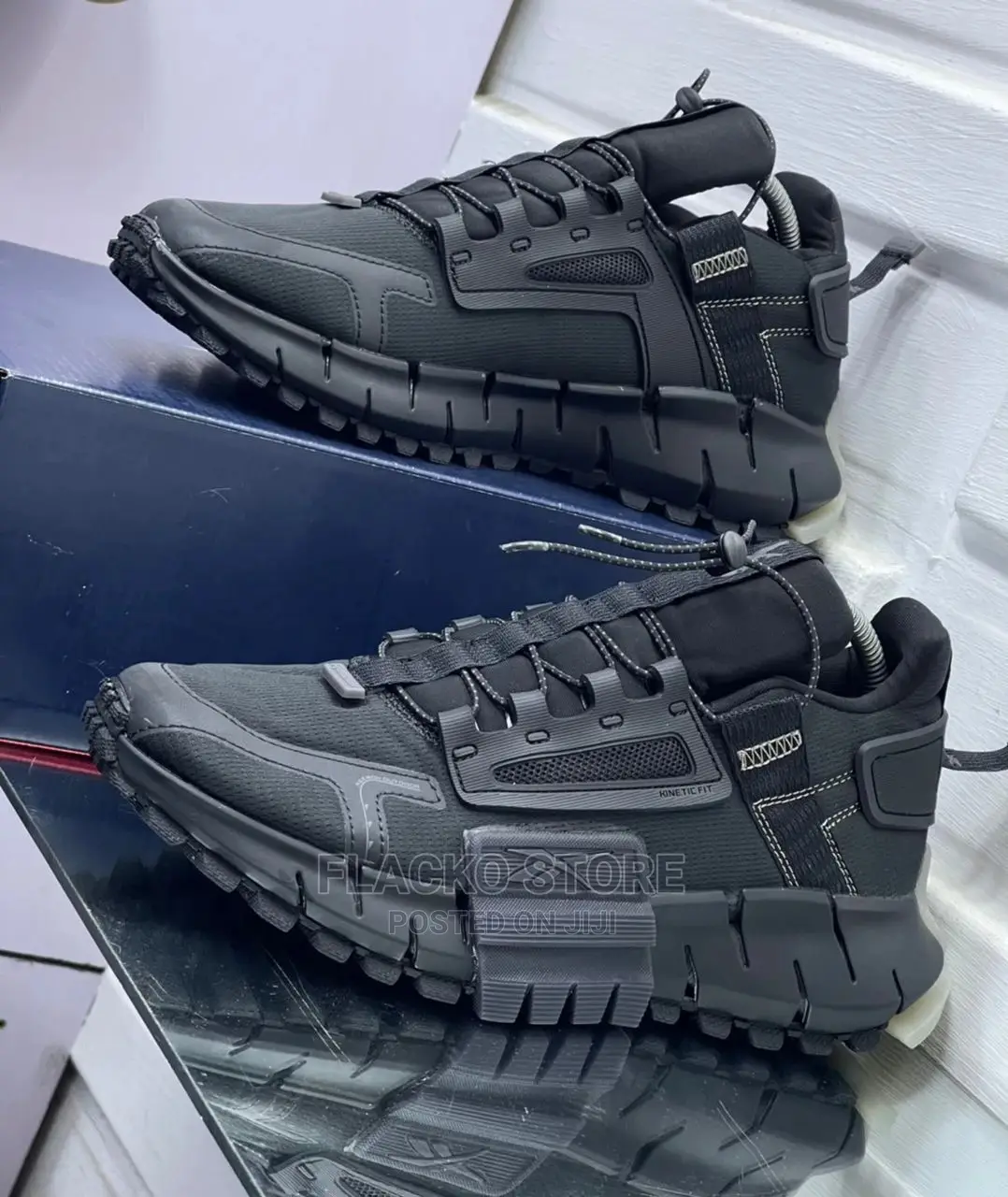 Original Reebok Zig Kinetica Edge Black Sneakers Available