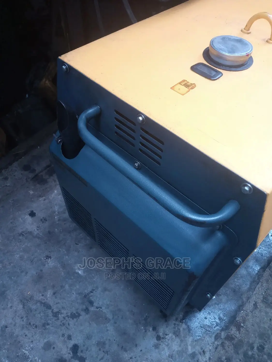 5kva Sound Proof Generator (Uk Used).