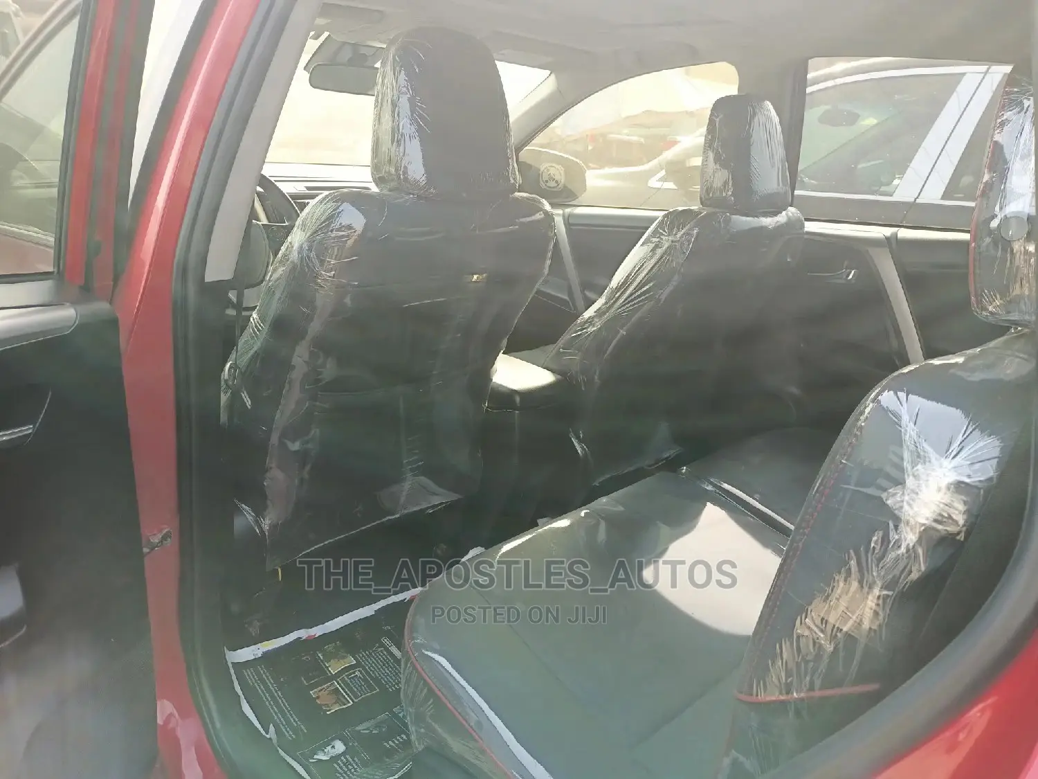 Toyota RAV4 XLE AWD (2.5L 4cyl 6A) 2017 Red