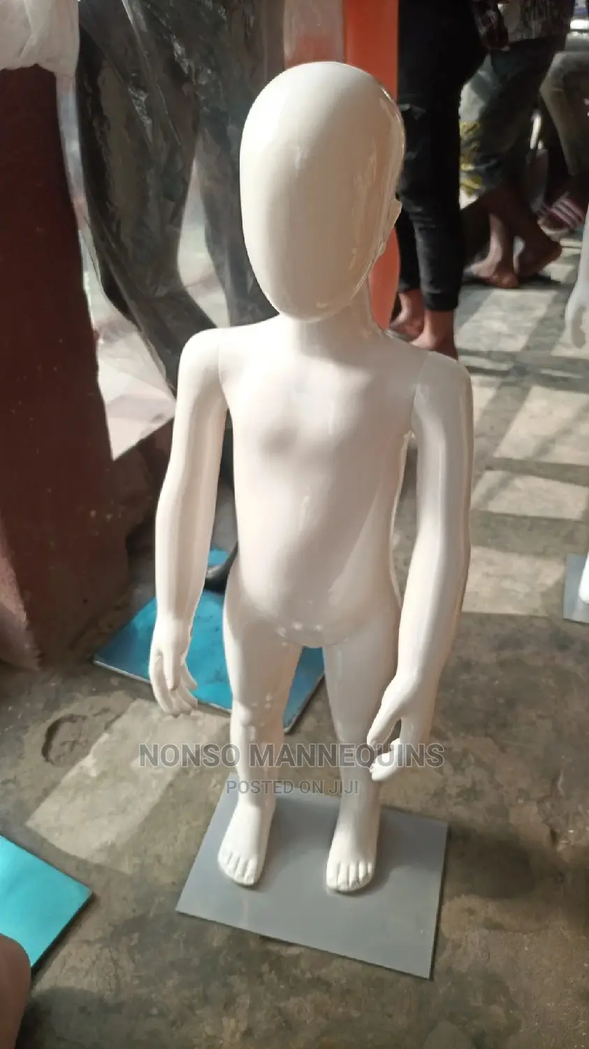 Age 1 to 3 Years Glossy White Faceless Kiddies Mannequin