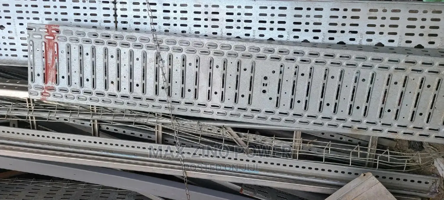 All Sizes of Cable Gavalnized Steel Tray Available Low Price