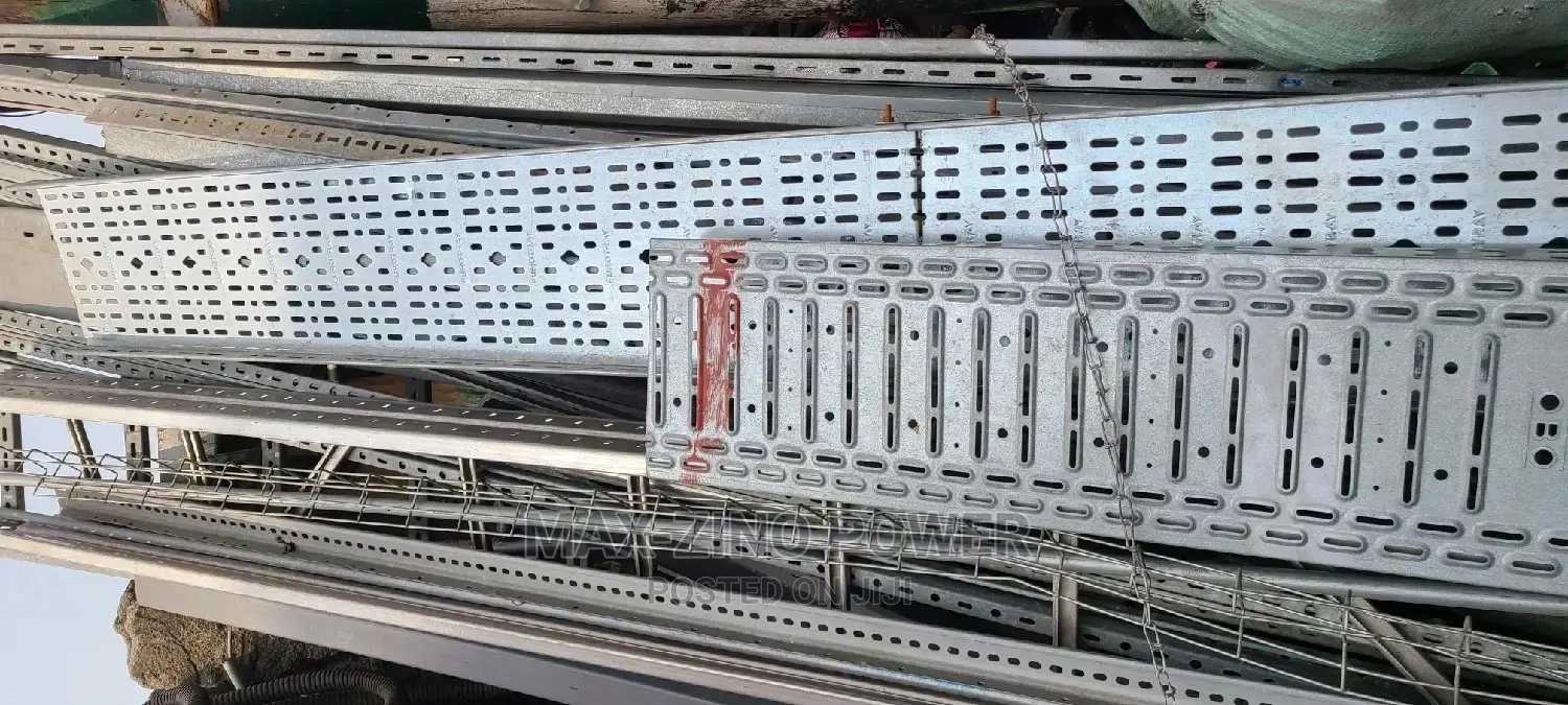 All Sizes of Cable Gavalnized Steel Tray Available Low Price