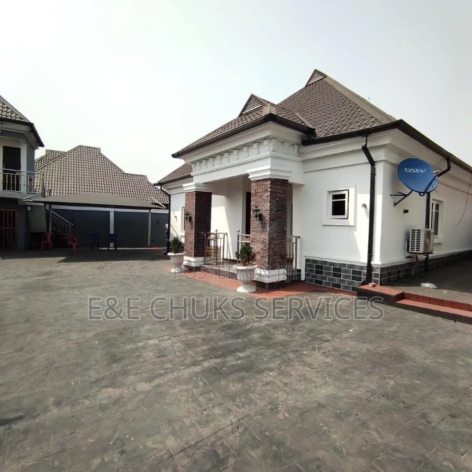 4bdrm Bungalow in Obio-Akpor for sale