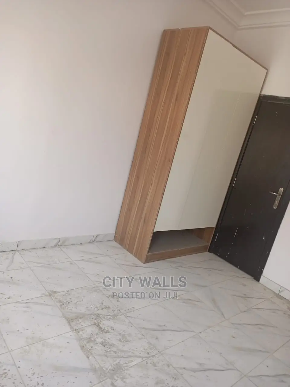 2bdrm Block of Flats in Bera Estate, Chevron for rent