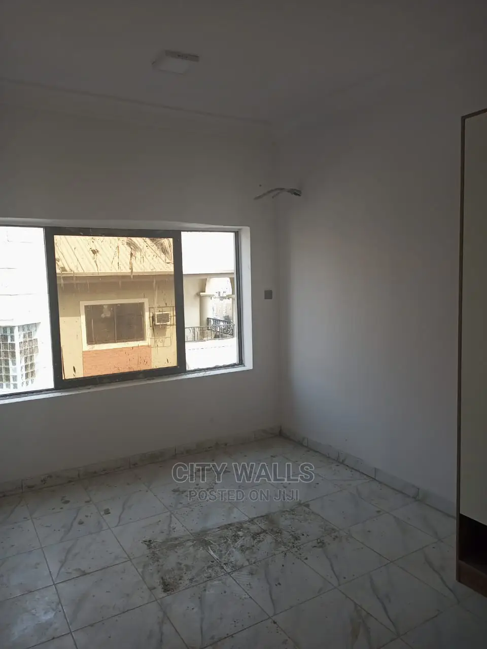 2bdrm Block of Flats in Bera Estate, Chevron for rent