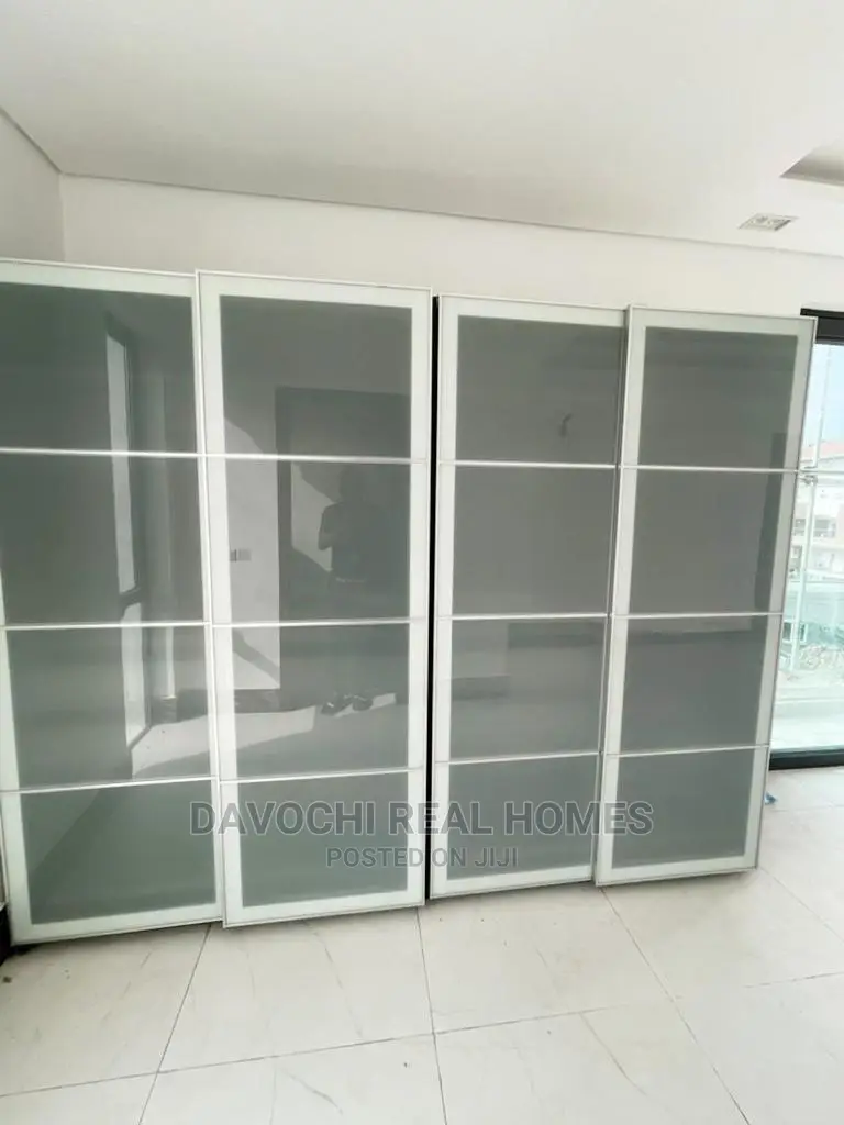 4bdrm House in Chevron for Sale