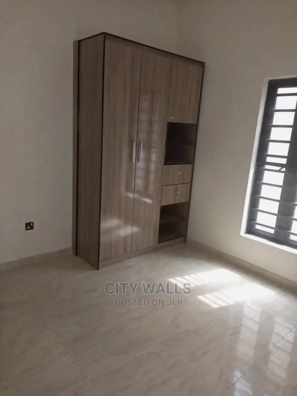 5bdrm Duplex in Chevy View Estate, Chevron for rent