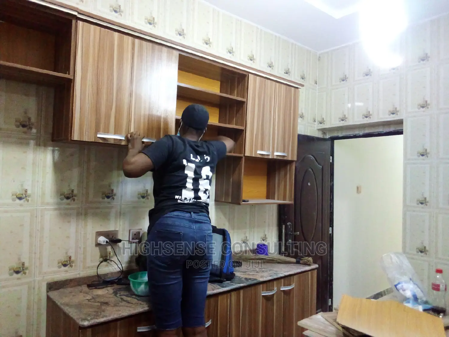 Professional Cleaning Plus Free Fumigation or Ask for Refund