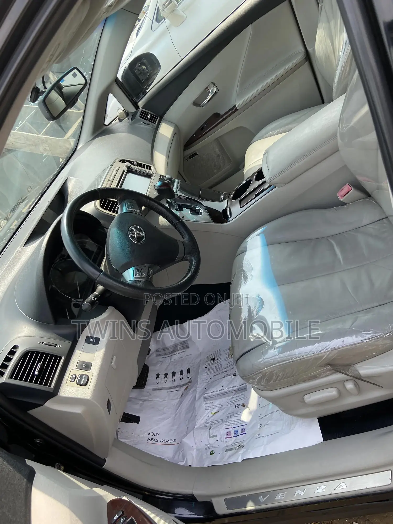 Toyota Venza AWD 2010 Black