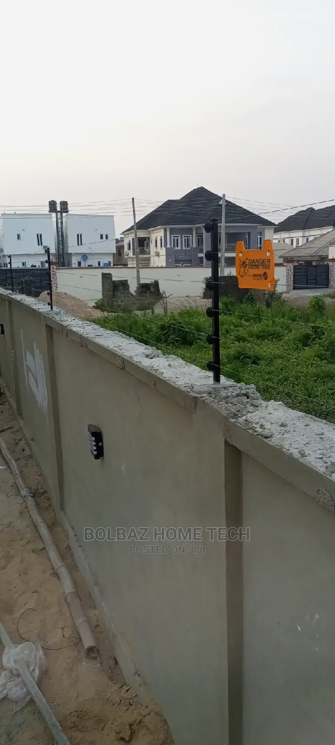 Perimeter Fence Wire; Electric Fence Guard