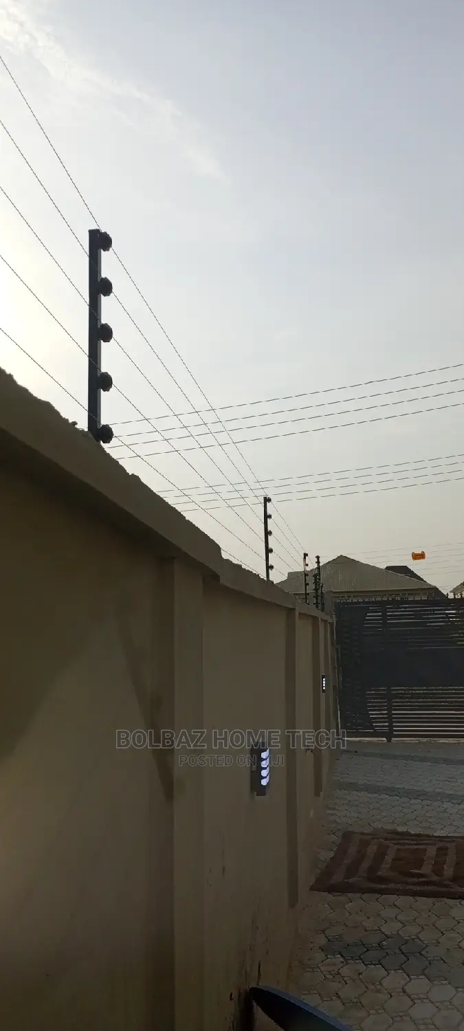Perimeter Fence Wire; Electric Fence Guard