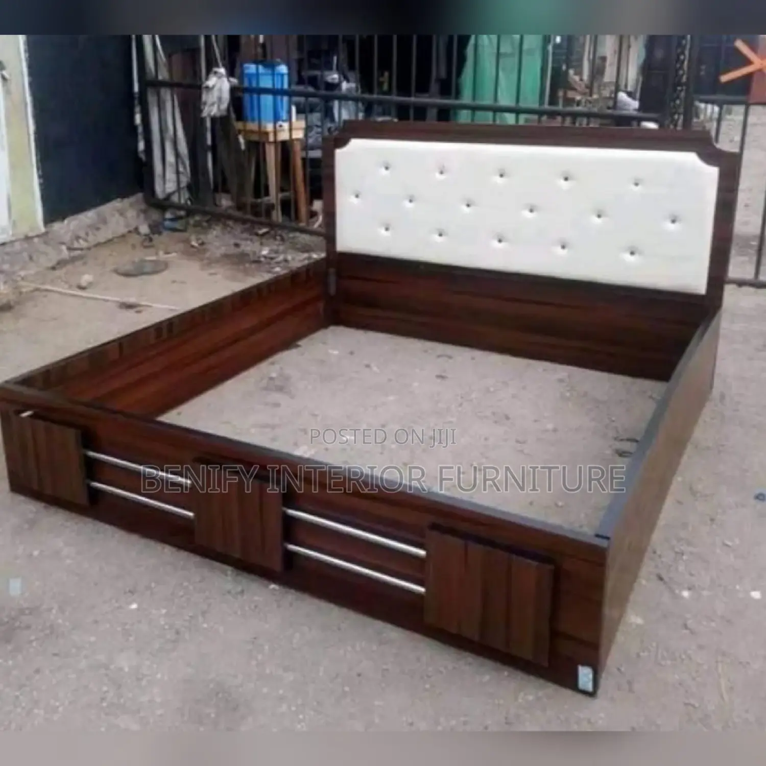 6ft by 6ft Bed Frame With 1 Bed Side Drawers