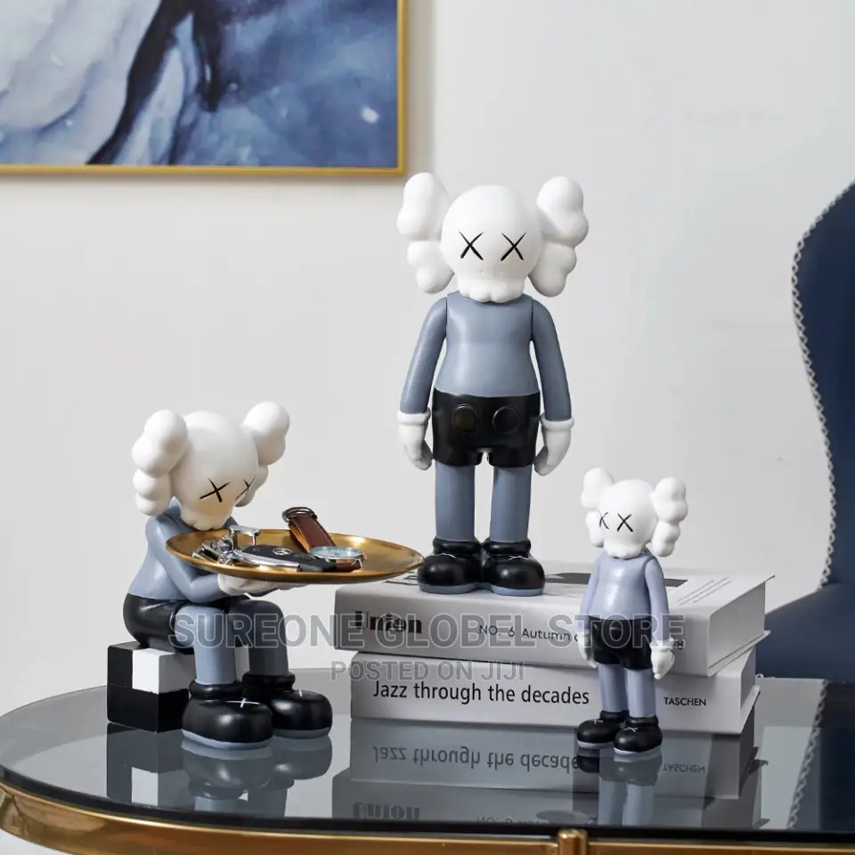 Dulum Stand Abstract Sculpture Kawaii Resin