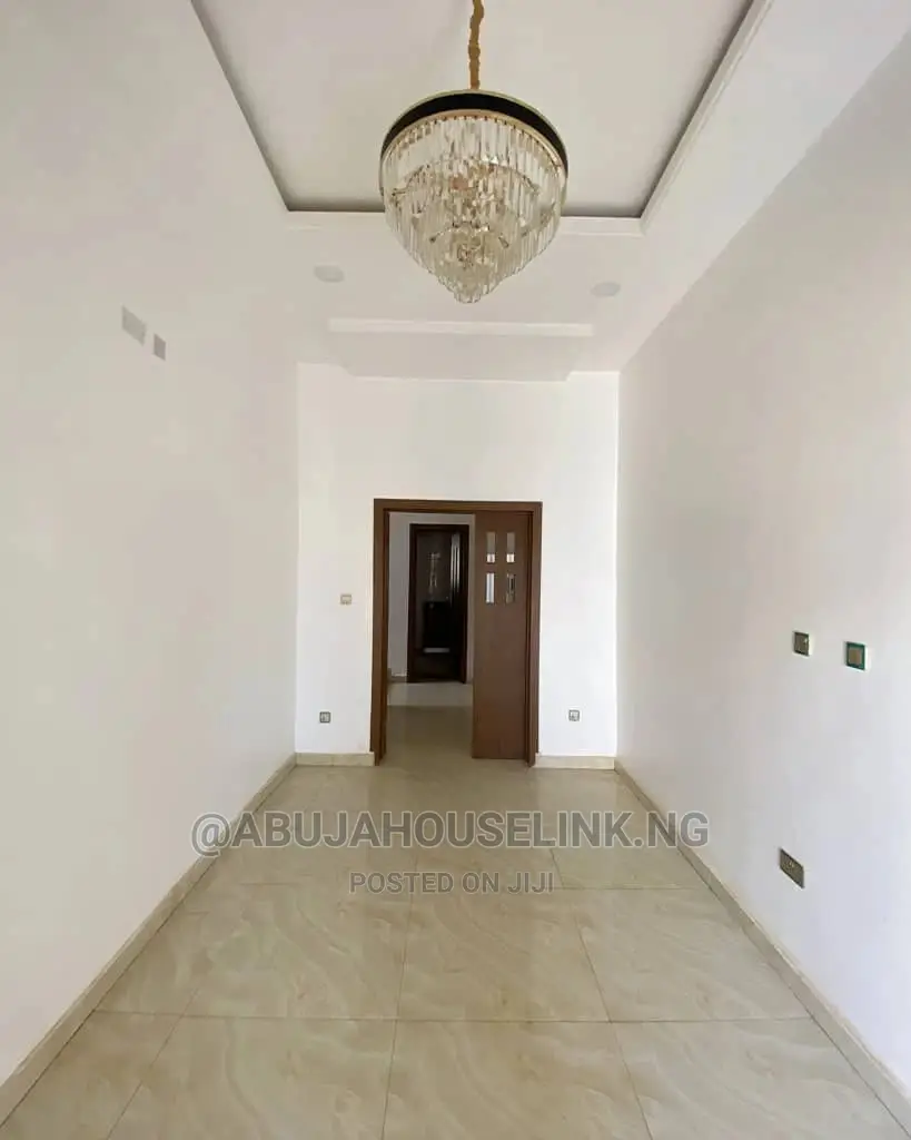 6bdrm Duplex in Efab Metropolis, Gwarinpa for sale