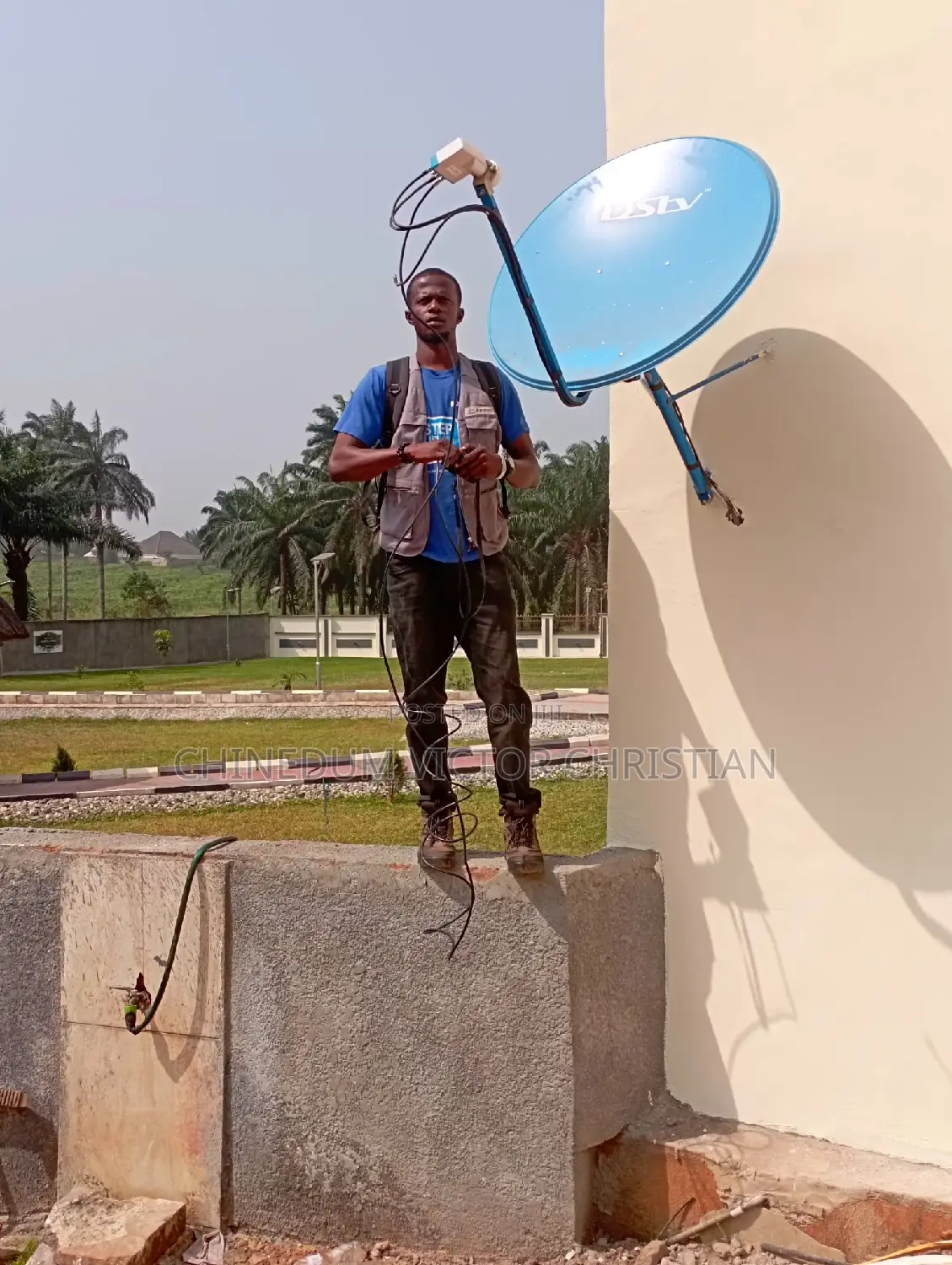 A Professional Dstv/Gotv Installer at Hybrid_installers