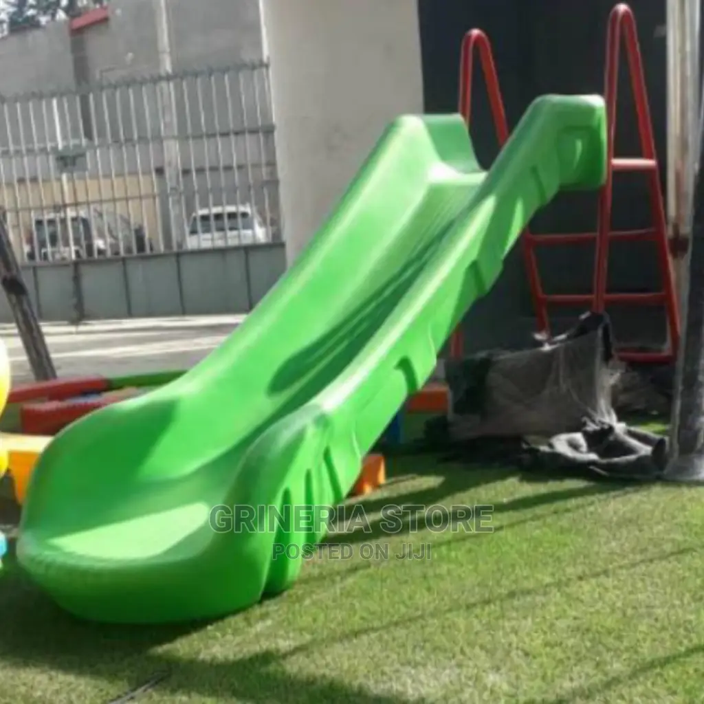 Big Outdoor Slide With Iron Stand